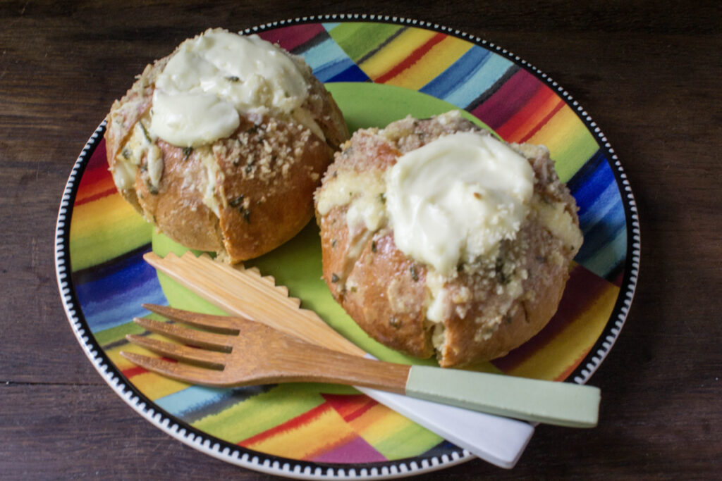 Korean Cream Cheese Garlic Bred Buns with cream cheese filling and garlic-infused butter