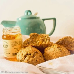 Pumpkin ‘N Spice Spelt Scones