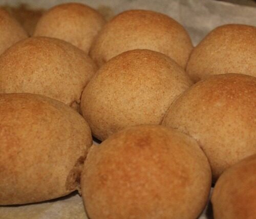 honey spelt rolls baked and ready to eat