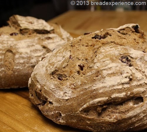 Rye bread with raisins and hazelnuts